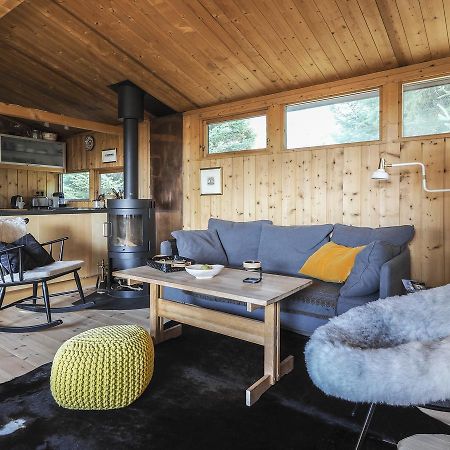 Lovely Cabin In The Capital Area With Hot Tube Hafnarfjörður Kültér fotó