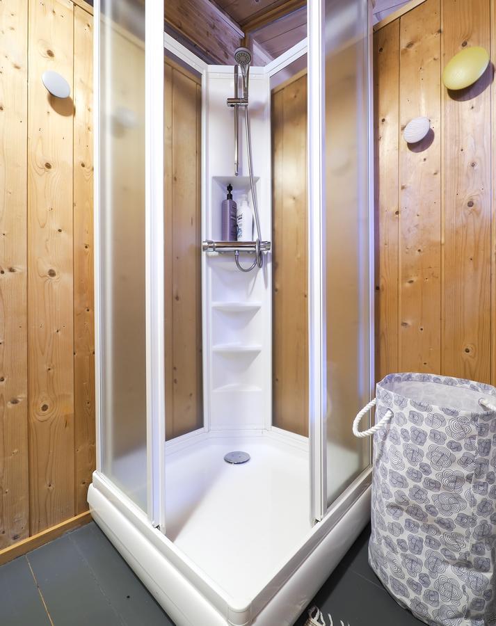 Lovely Cabin In The Capital Area With Hot Tube Hafnarfjörður Kültér fotó